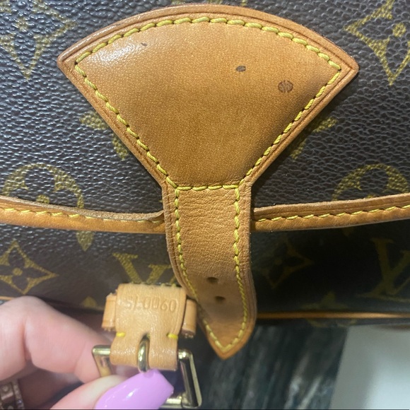 Louis Vuitton sologne purse - Picture 6 of 16